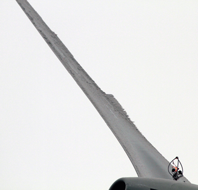 Figure 2. Highly inhomogeneous ice distribution on a rotor blade Boku fig02