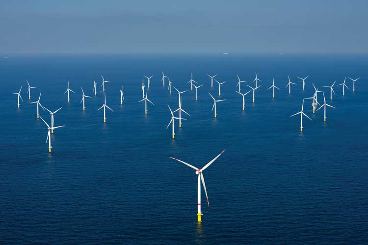 Figure 1. Rentel Offshore Wind Farm in the Belgian North Sea (© iStock Tom Buysse) Fraunhofer Illustration 1