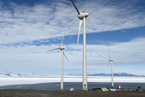 Business in Wind prepares turbine replacement at Antarctica