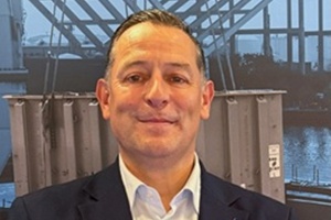Igor Muñiz Chief Strategy Officer 