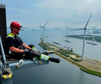 #43 Enercon E-115 3MW wind turbines installed at Windpark Krammer sluizen, Bruinisse, Netherlands (courtesy Pieter Sturm) #43 Enercon E-115 3MW wind turbines installed at Windpark Krammer sluizen, Bruinisse, Netherlands (courtesy Pieter Sturm)